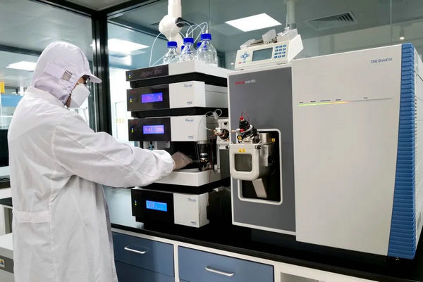 f194a9df8eb544baa133d9c04ccb2a30